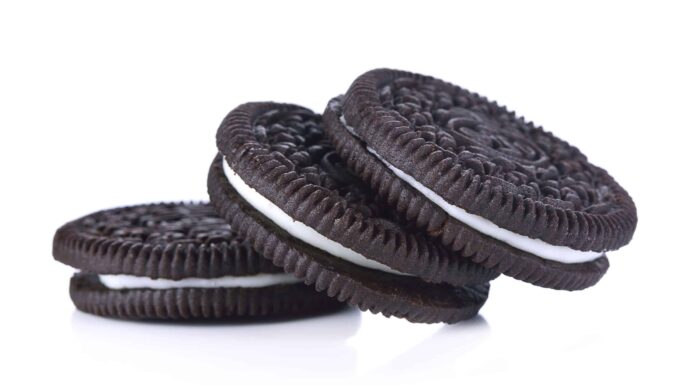  Il tuo cane può mangiare Oreo?  Cosa dovresti sapere.
