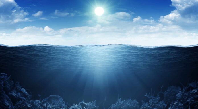 Quanto è profondo l'Oceano Atlantico?
