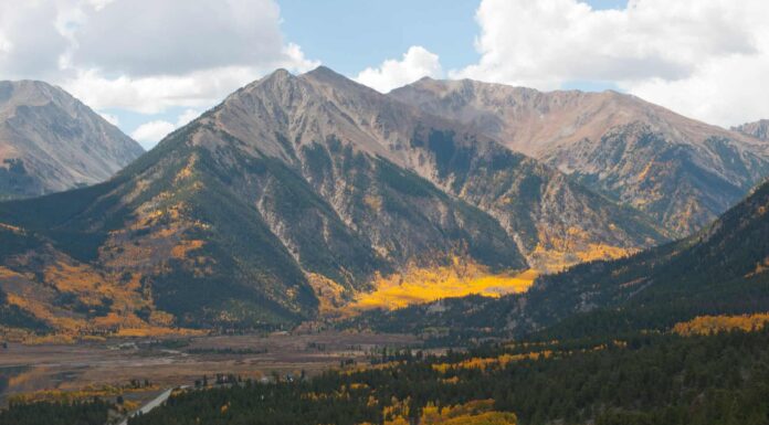 Quanto sono lunghe le Montagne Rocciose?
