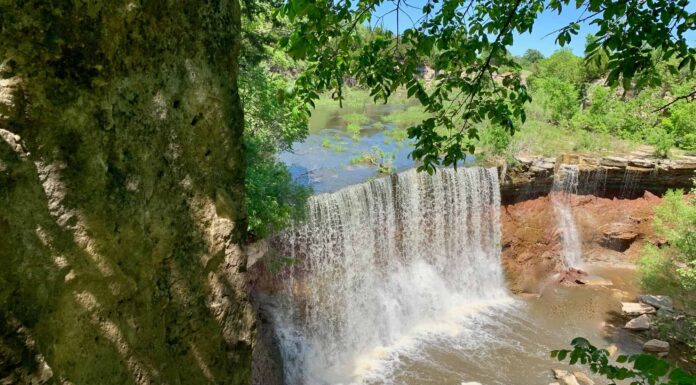 The Alcove Spring and Waterfall