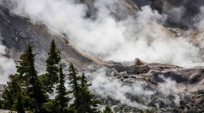 Vulcani in California
