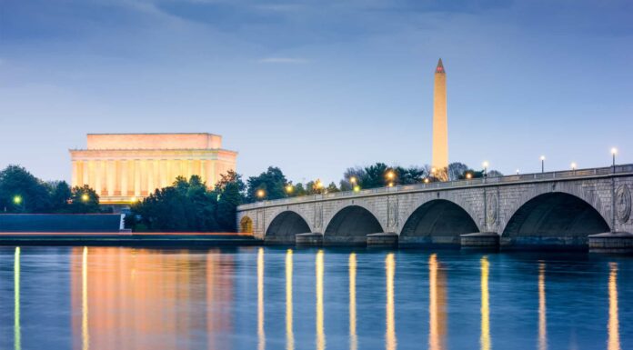 Quanto è profondo il fiume Potomac?

