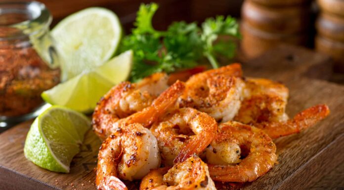 I cani possono mangiare gamberi cotti?
