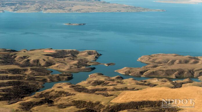 Scopri il lago più profondo del Nord Dakota
