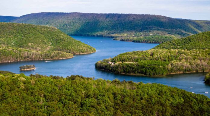 Qual è il lago artificiale più grande della Pennsylvania

