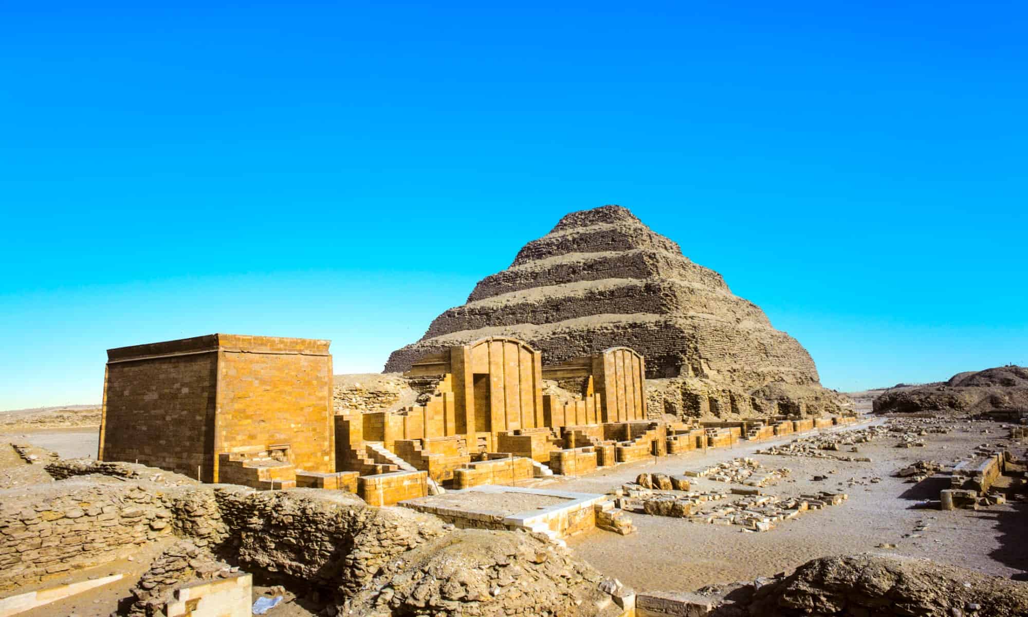 5 fatti interessanti sulla piramide più antica del mondo