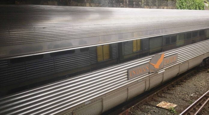 Qual è l'Indian Pacific, il treno più grande d'Australia?
