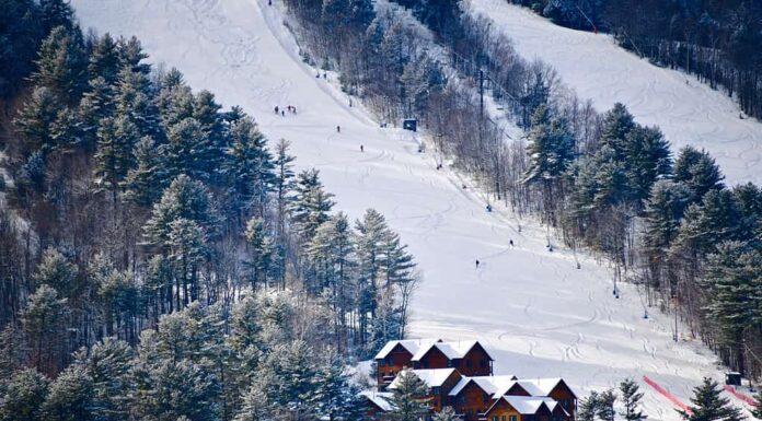 Miglior sci nel Maine: guida per le migliori montagne e date per le massime condizioni di neve
