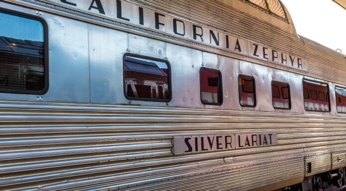 Guarda questo ragazzo passare 52 ore sul treno California Zephyr
