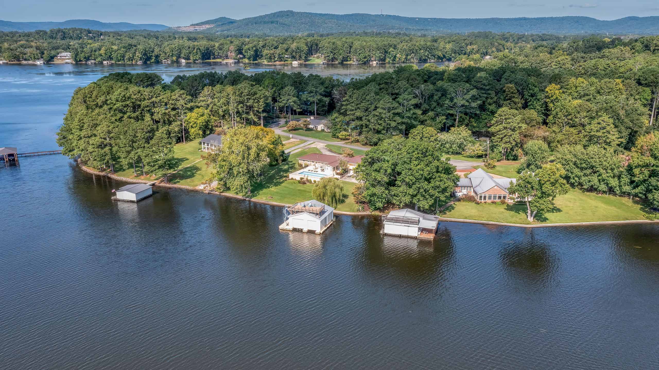 Qual è il lago artificiale più grande dell'Alabama