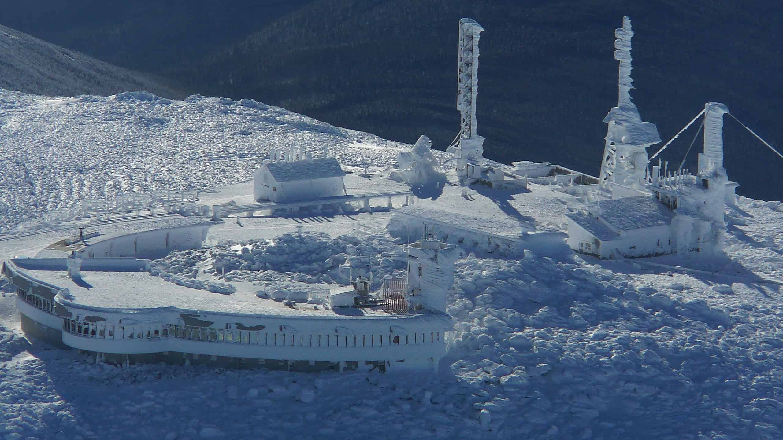 Scopri l'era glaciale di -100 gradi del New Hampshire che sta accadendo proprio ora