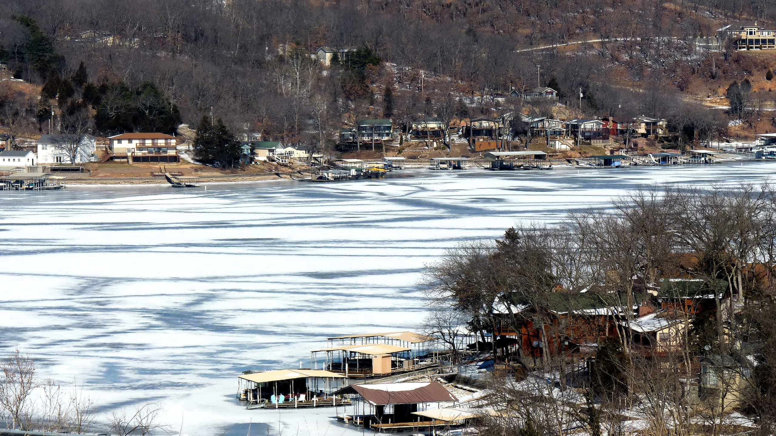 Il lago degli Ozarks si ghiaccia in inverno?