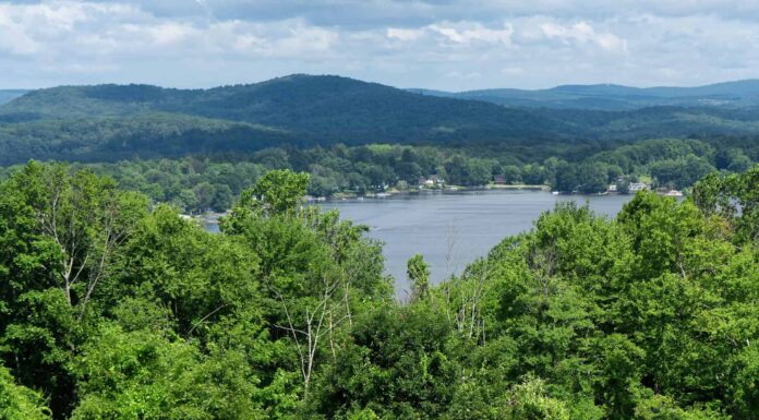 Scopri il punto più alto del Connecticut
