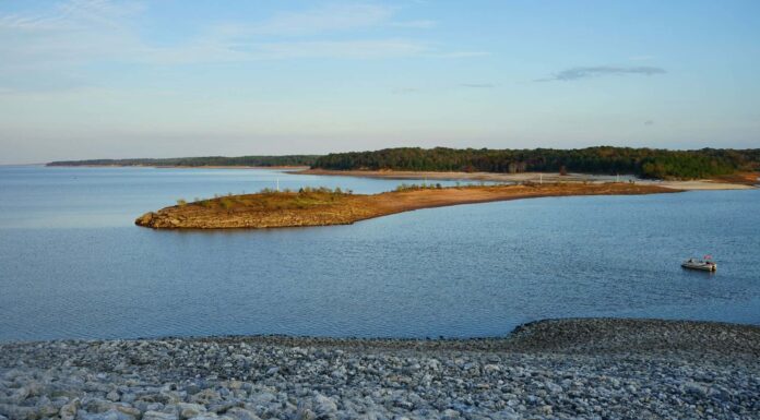 Scopri la diga più grande del Mississippi
