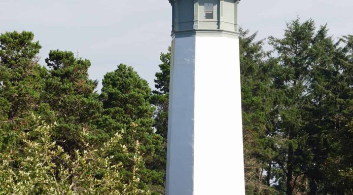 Il faro di Grays Harbor a Westport Washington è la parte più settentrionale della penisola di Long Beach, nel sud-ovest di Washington. 