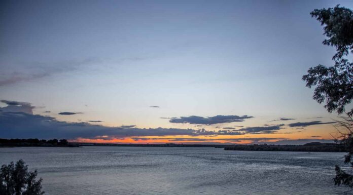 Lato della spiaggia del lago Fort Peck