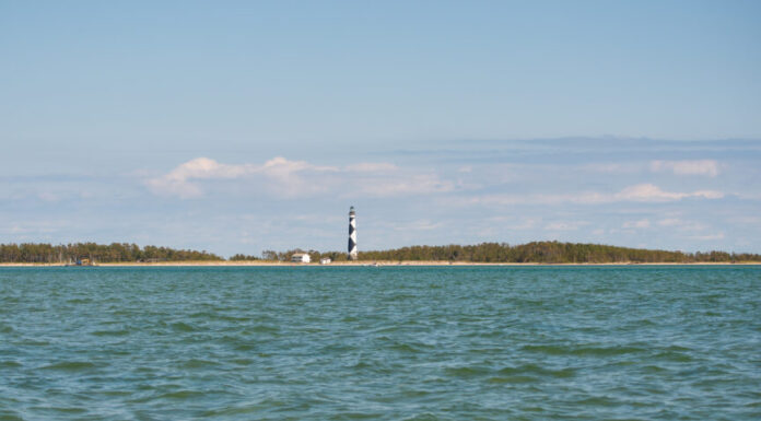 10 luoghi meravigliosi nella Carolina del Nord con spiagge sabbiose
