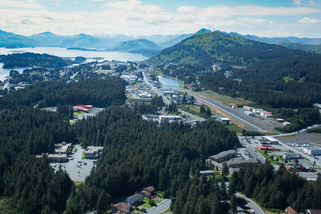 Veduta aerea della città di Kodiak Alaska