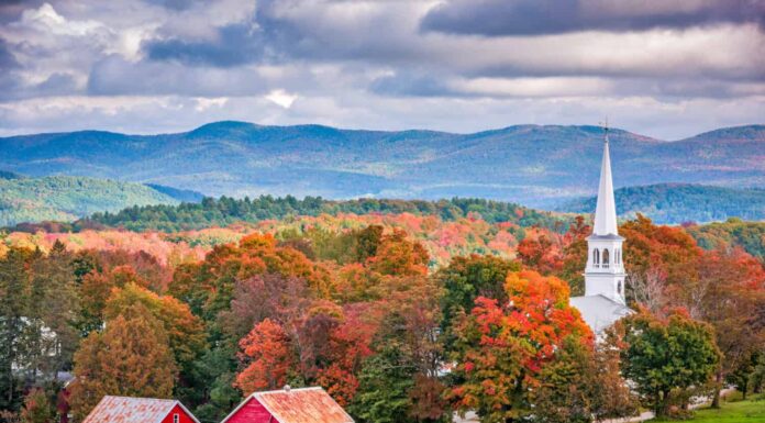 Scena autunnale rurale di Peacham, Vermont, USA.