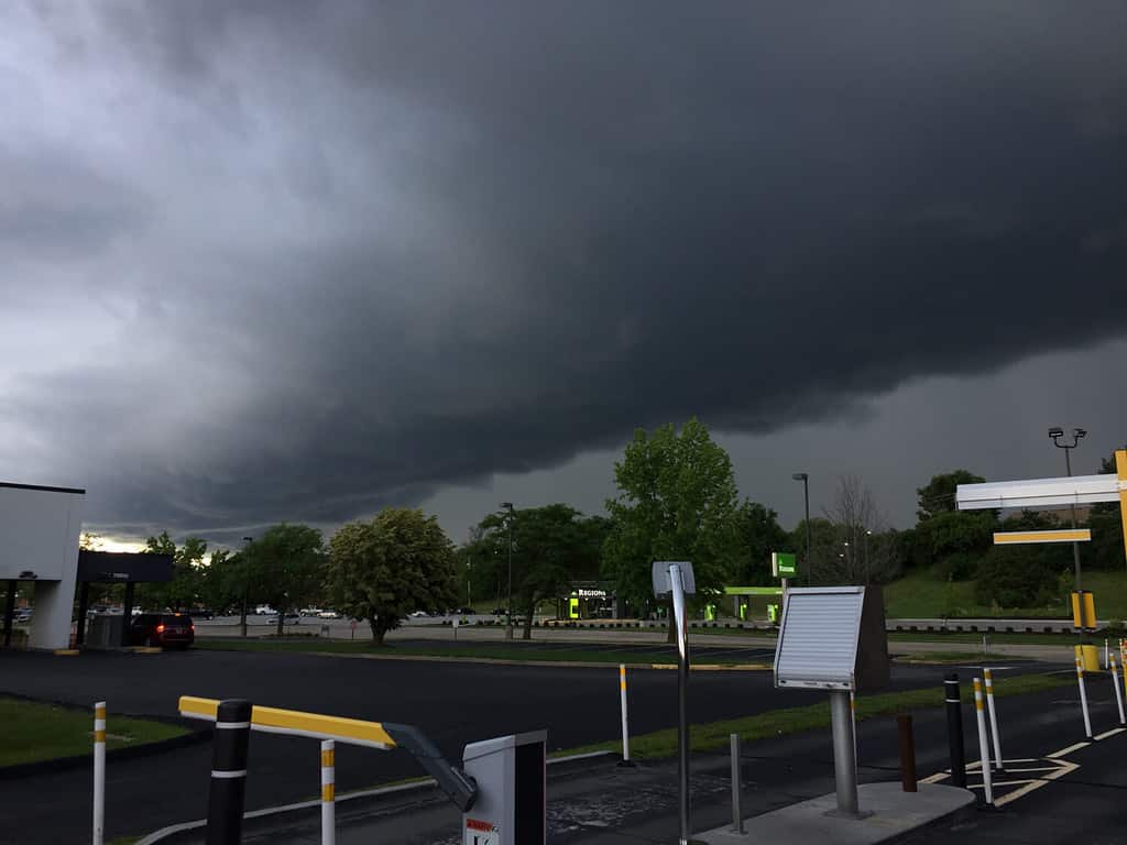 Tempesta locale a Saint Louis, Missouri