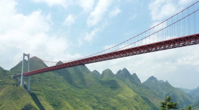 Ponte sul fiume Baling