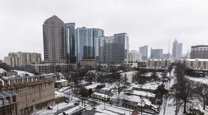 Atlanta, Georgia, coperta di neve e ghiaccio