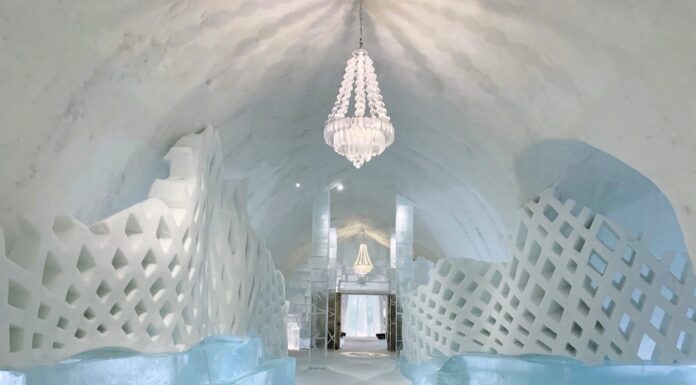 Un paradiso ghiacciato all'interno dell'Ice Hotel di Kiruna, in Svezia