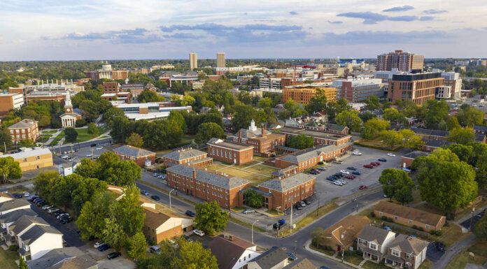 Chiara e luminosa giornata di fine estate Vista aerea Lexington Kentucky