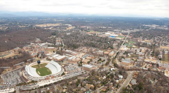 Campus dell'Università della Virginia - Vista aerea