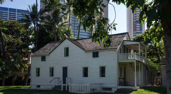 Vecchio edificio con assi di telaio al Mission Houses Museum di Honolulu, Oahu, Hawaii