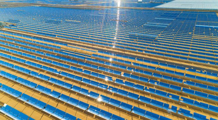 Ecco come gli Emirati Arabi Uniti si stanno preparando alla fine del petrolio
