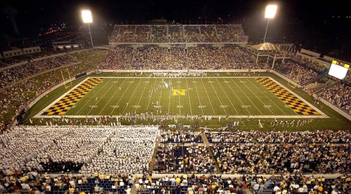 Stadio commemorativo del Corpo dei Marines della Marina