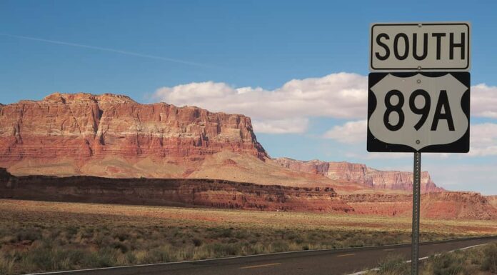 Scogliere vermiglie dell'Arizona