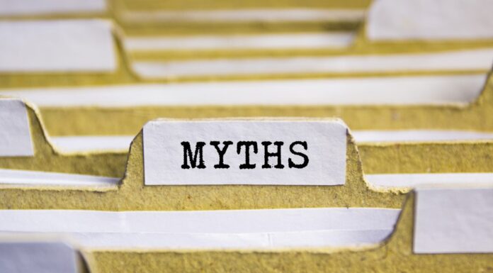 Parola di miti su carta indice