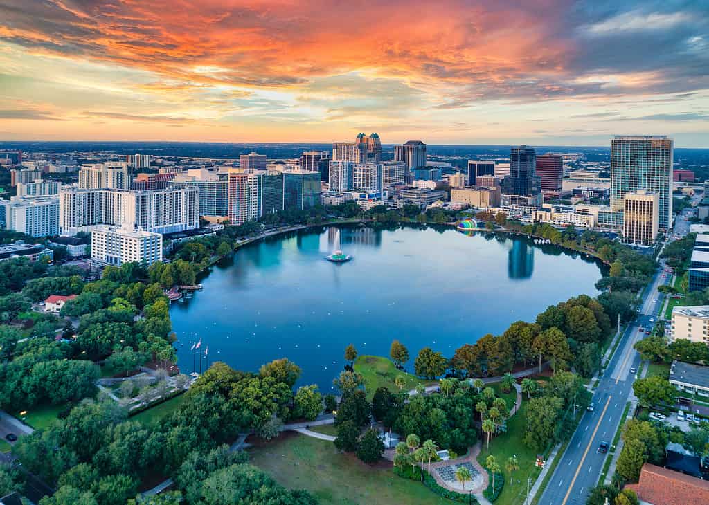 Orlando, Florida, Stati Uniti d'America Downtown Drone Skyline aerea