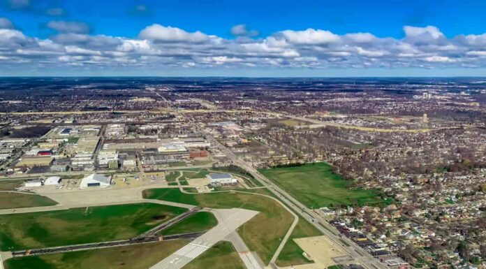 decollo all'aeroporto di Milwaukee