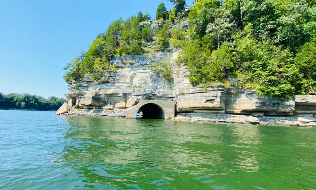 Quanto è profondo il lago Cumberland del Kentucky?