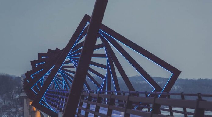 Scopri il ponte a traliccio in legno più grande del mondo
