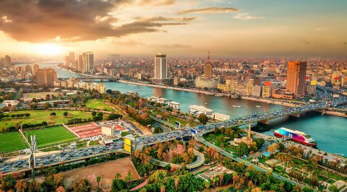 Scopri oltre 600 città che iniziano con C
