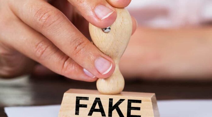 Timbro di gomma falso