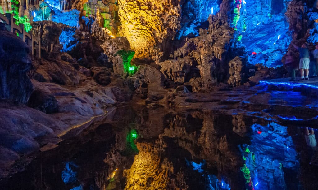 Grotta del flauto di canna, Cina