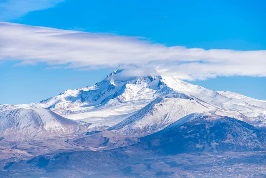 Erciyes è un grande vulcano.