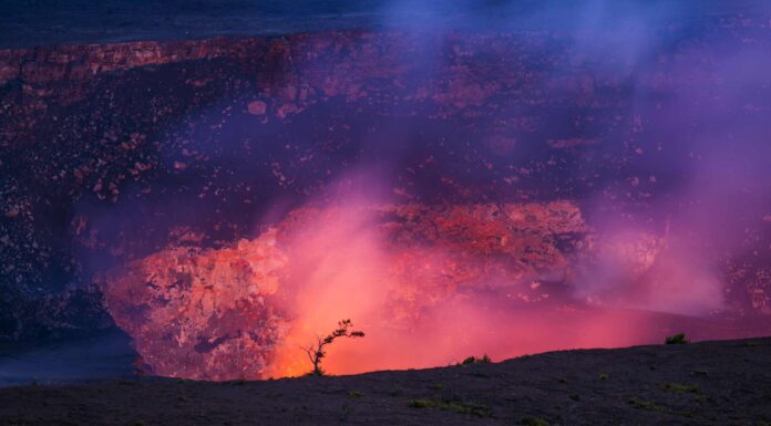 Qual è il vulcano attivo più grande sulla Terra?
