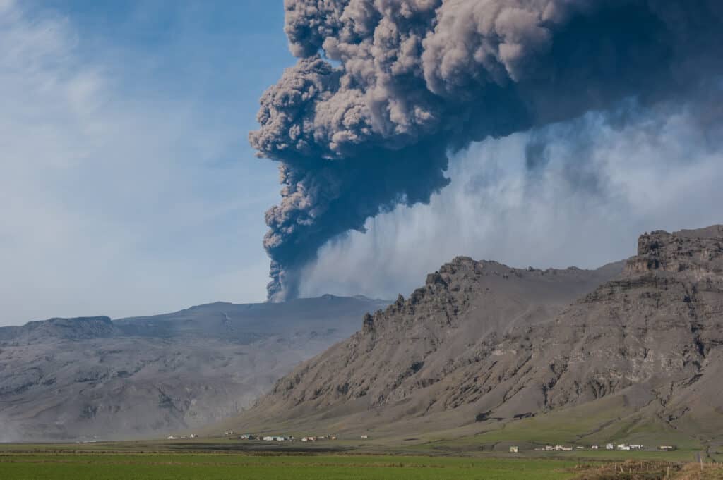 Eruzione vulcanica di Eyjafjallajökull in Islanda