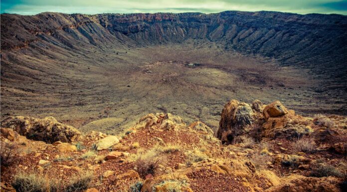 Rivelato il più grande cratere sulla Terra
