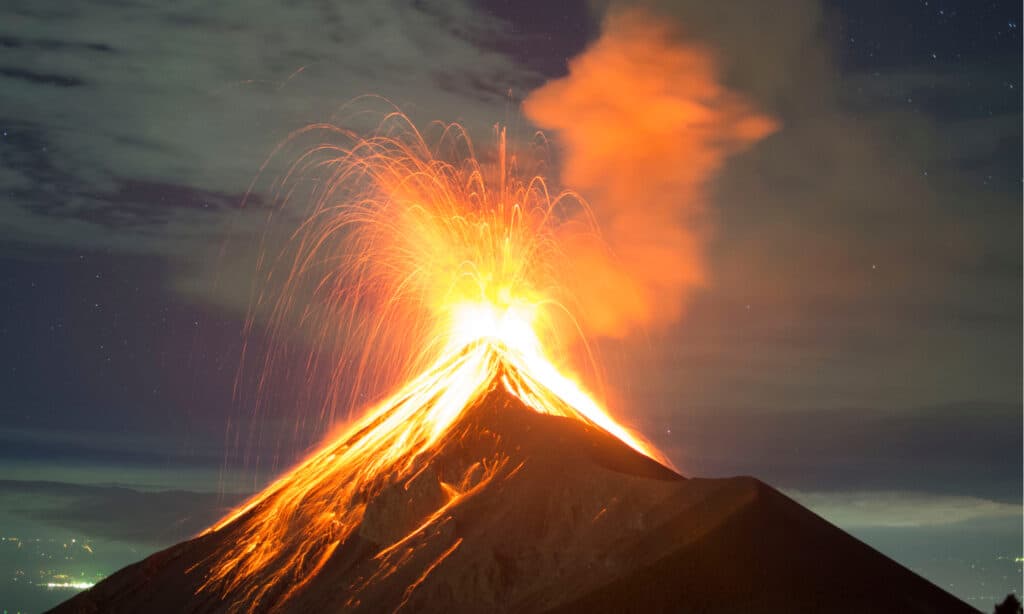 Vulcano in eruzione