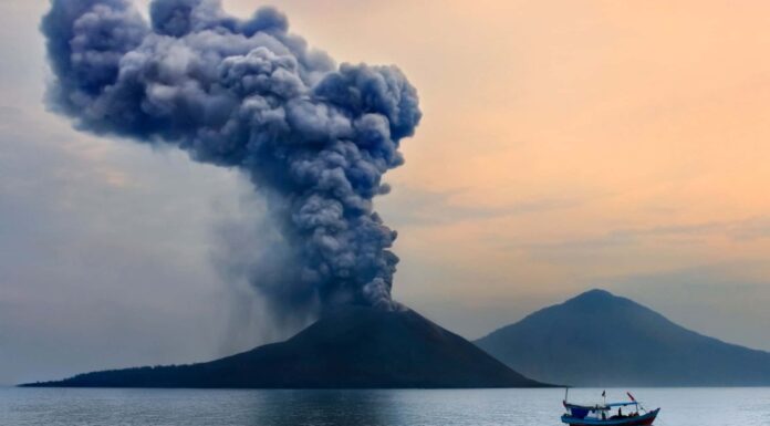 Quanto in alto può eruttare un vulcano esplosivo?
