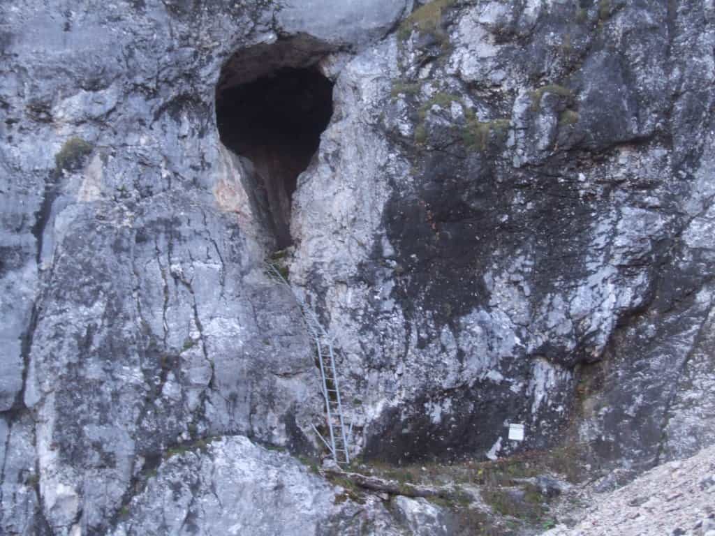 L'Hirlatzhöhle
