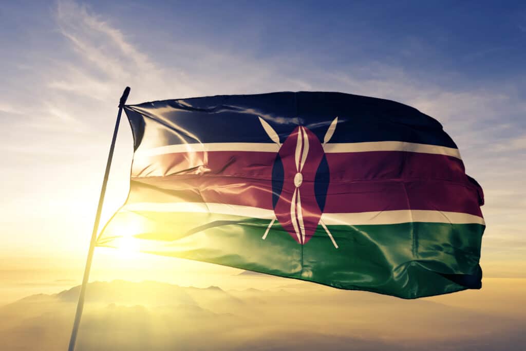 Il rullo dal petto lilla non è sulla bandiera del Kenya 