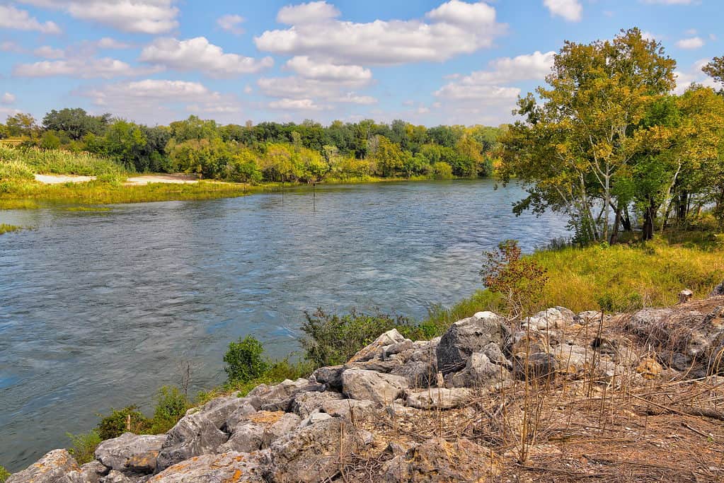 Il fiume Brazos separa il Texas orientale e occidentale